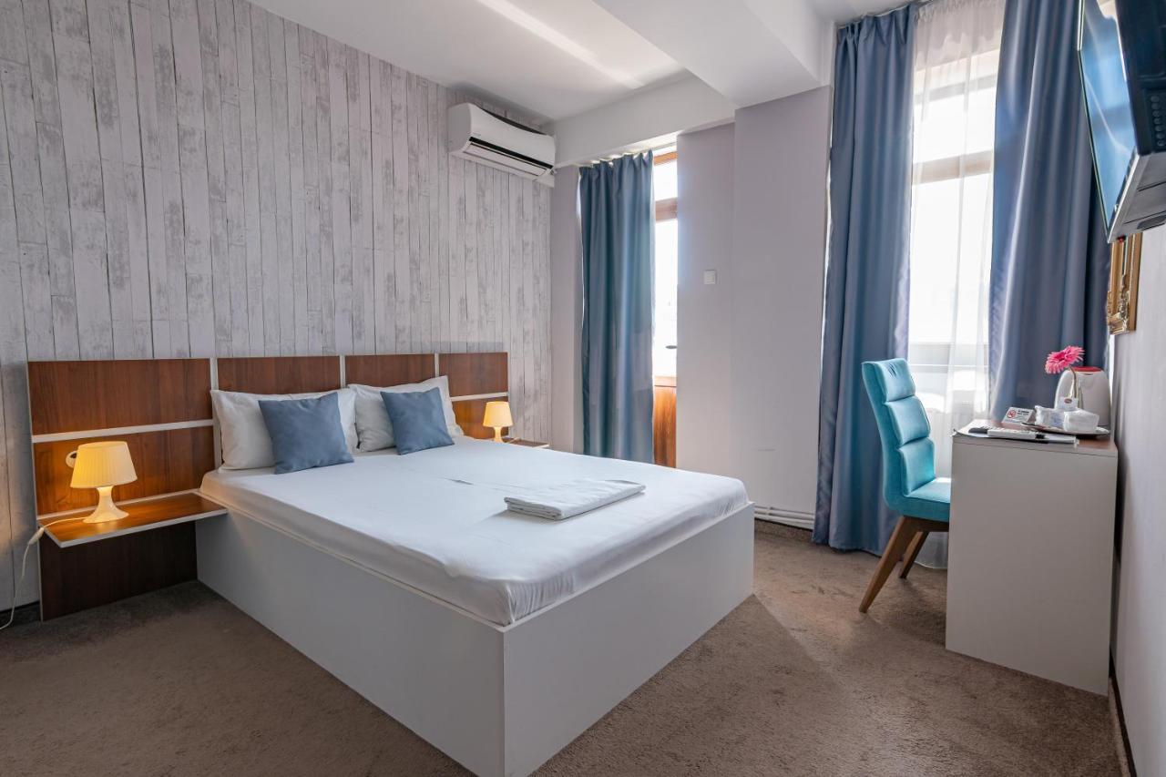 Hotel Bordeaux Galac Kültér fotó