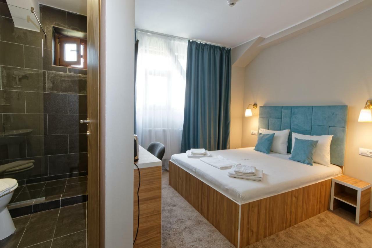 Hotel Bordeaux Galac Kültér fotó